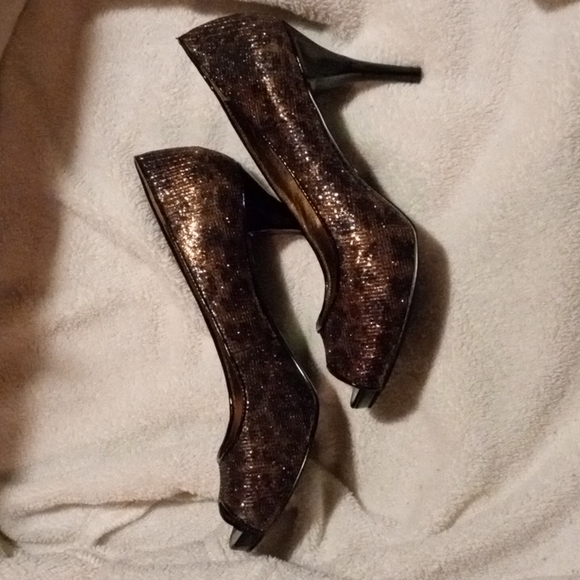 Women's high heels - Picture 3 of 6